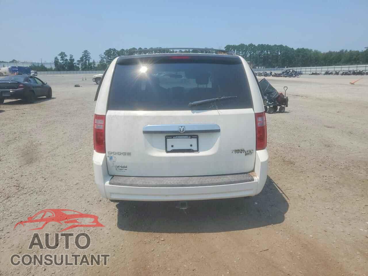 DODGE CARAVAN 2010 - 2D4RN5D11AR155174