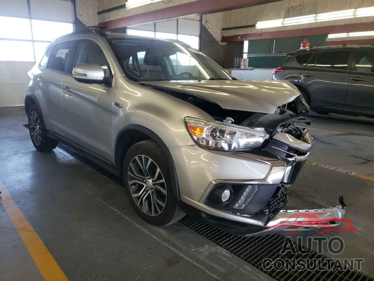 MITSUBISHI OUTLANDER 2018 - JA4AP4AW6JU003127