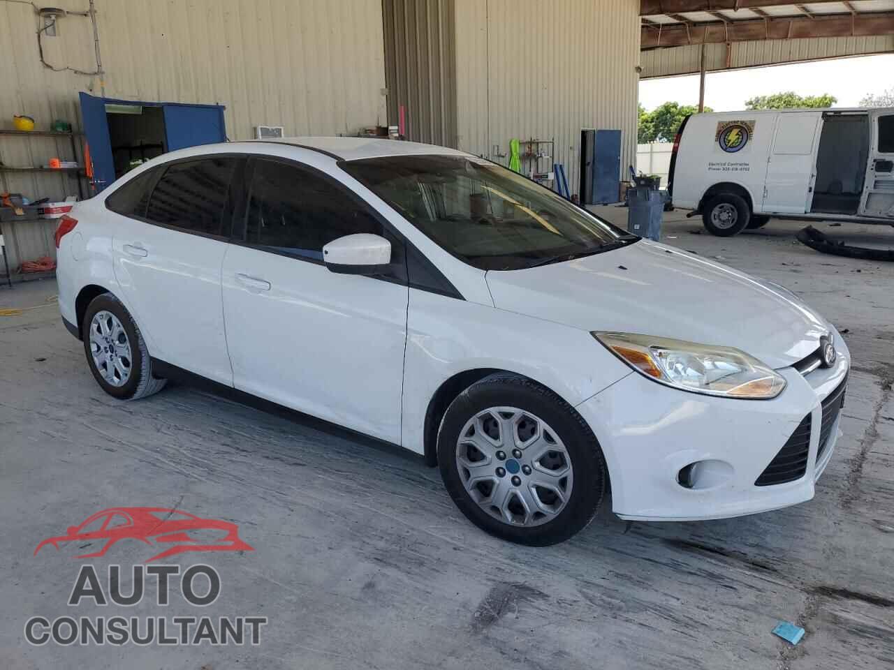FORD FOCUS 2012 - 1FAHP3F22CL404399