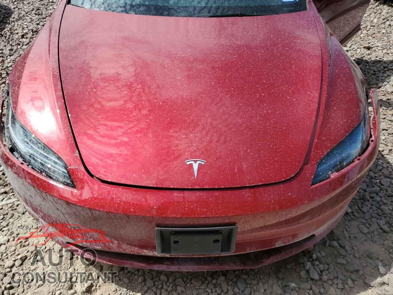 TESLA MODEL 3 2024 - 5YJ3E1EB3RF742907