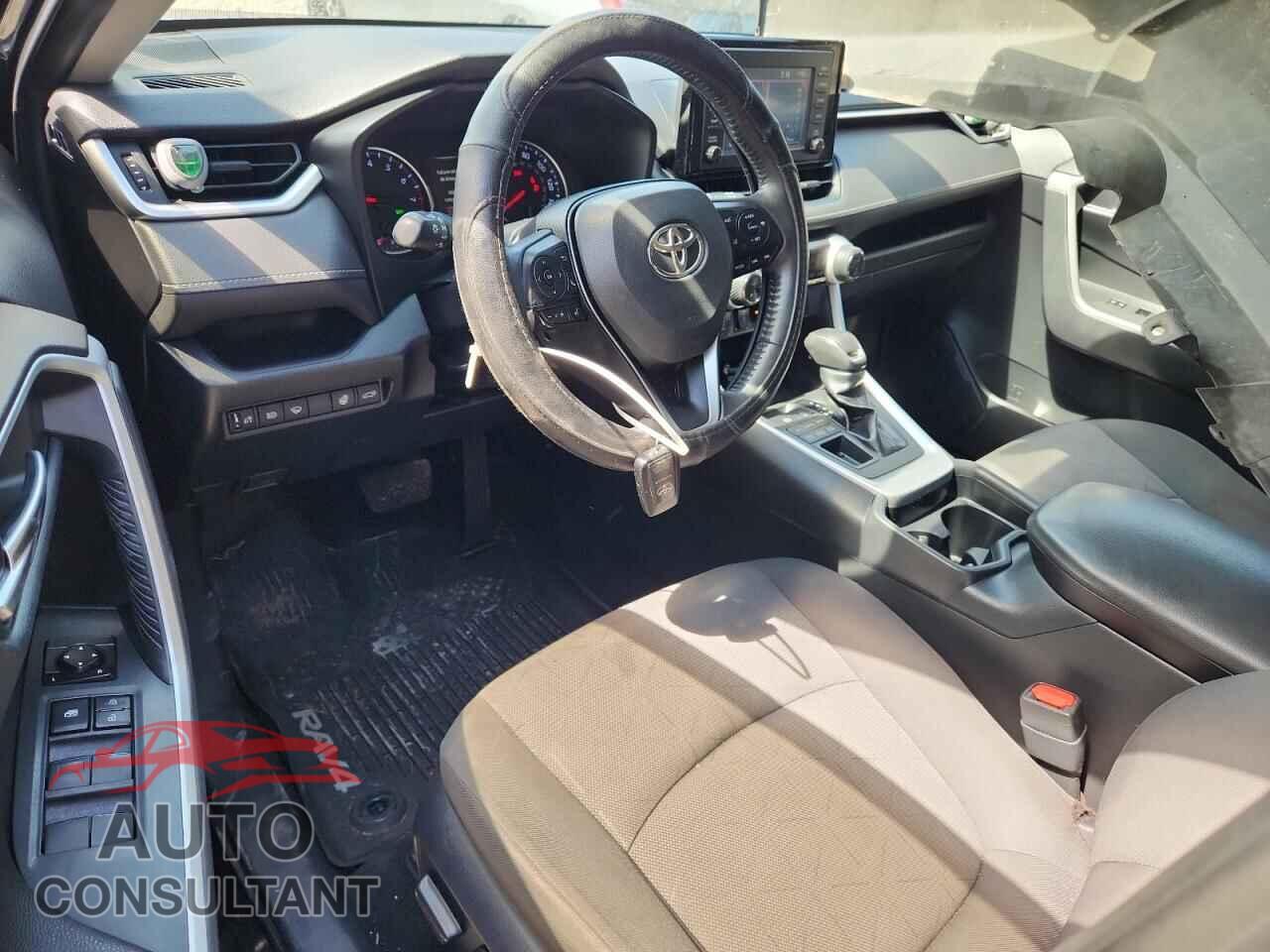 TOYOTA RAV4 2019 - JTMP1RFVXKD017922