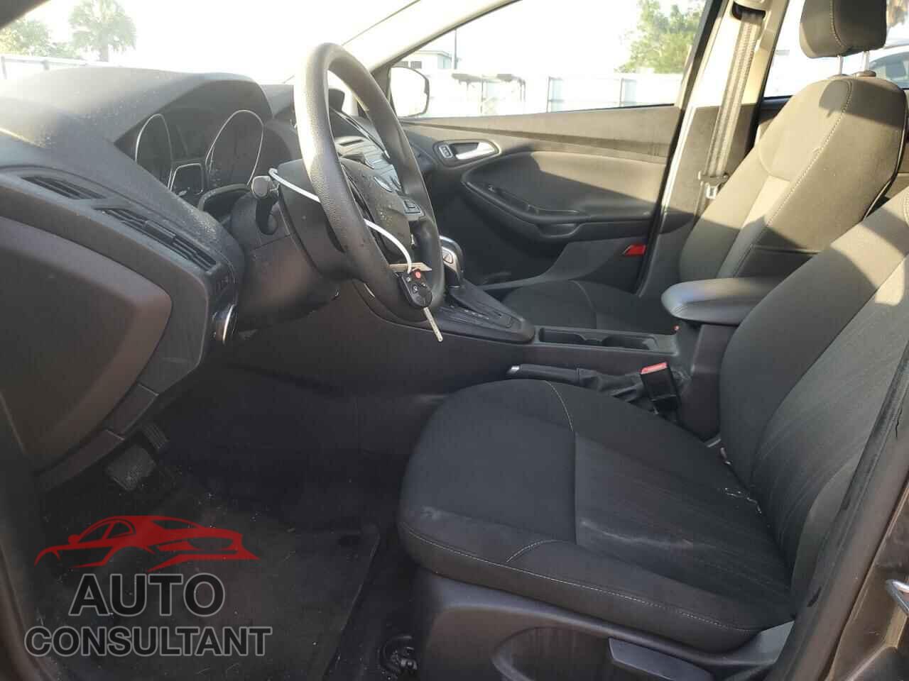 FORD FOCUS 2016 - 1FADP3F24GL216956