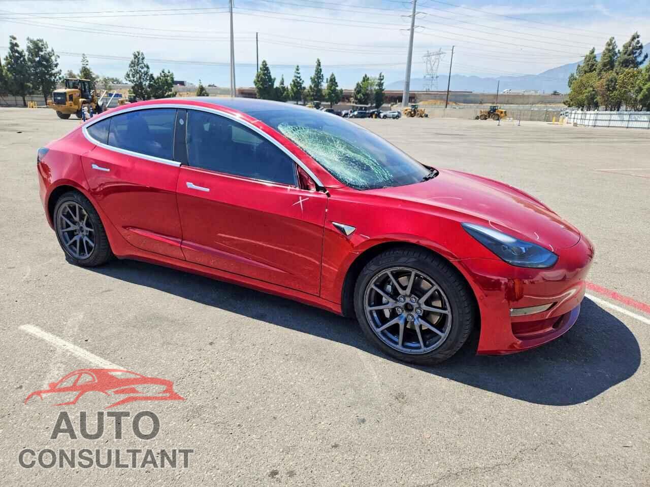 TESLA MODEL 3 2019 - 5YJ3E1EB5KF193863