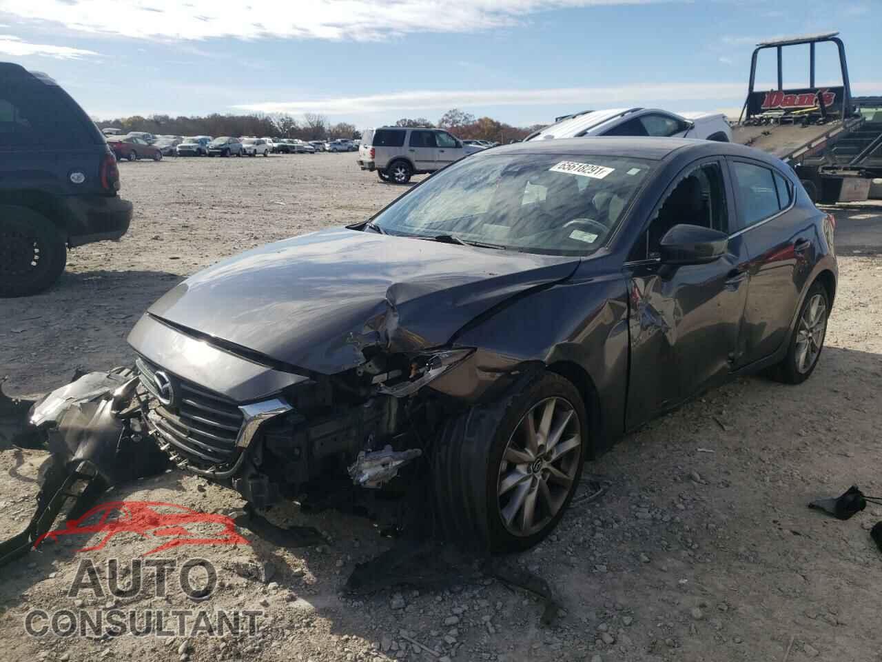 MAZDA 3 2017 - 3MZBN1L79HM120961