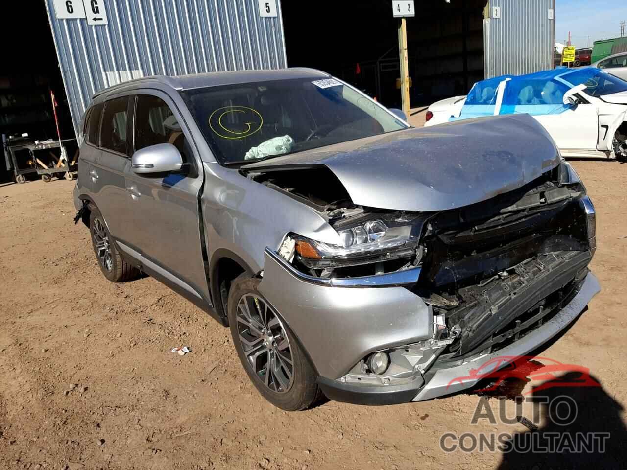 MITSUBISHI OUTLANDER 2018 - JA4AD3A39JJ004525