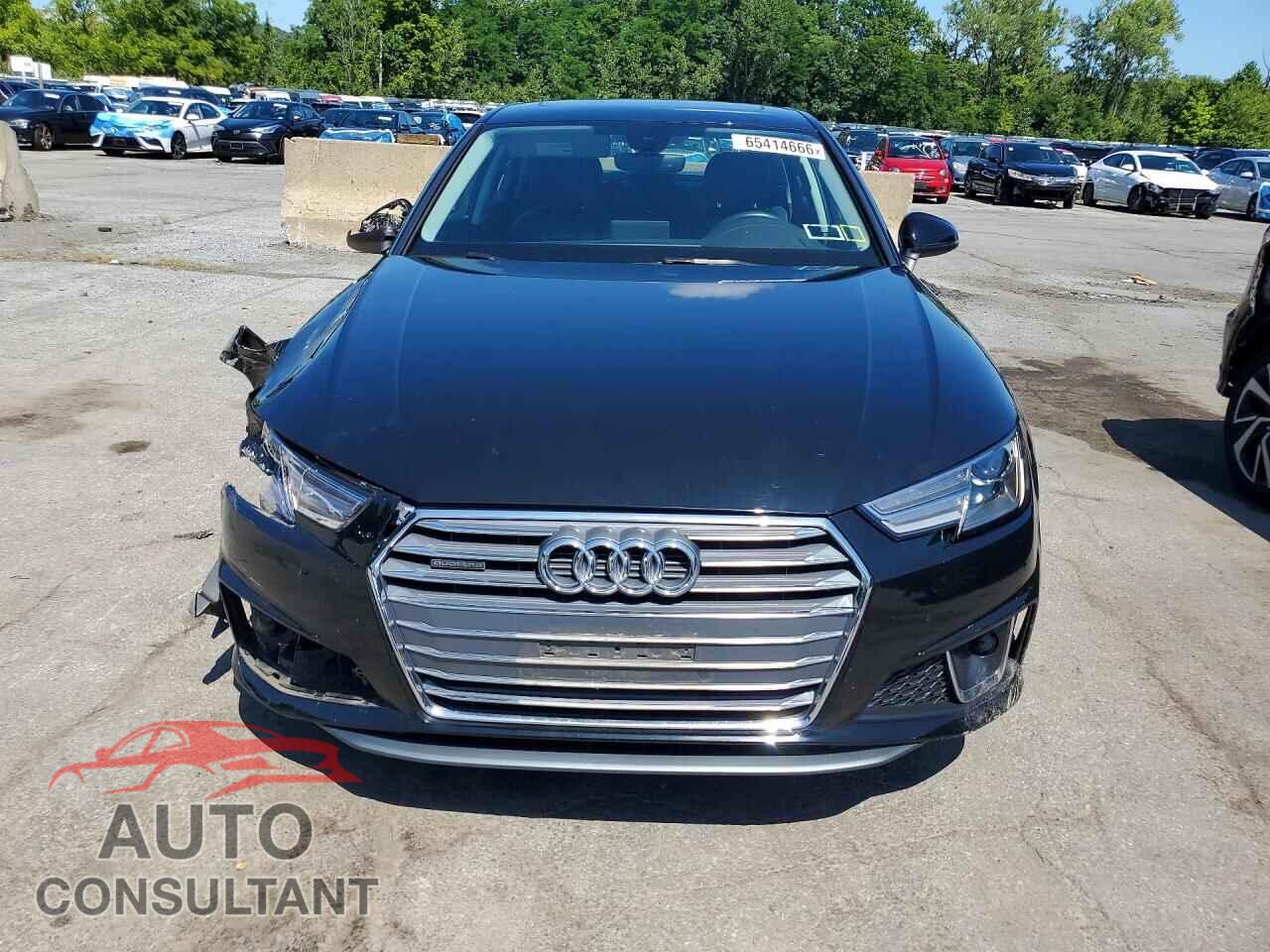 AUDI A4 2019 - WAUDNAF43KA042000