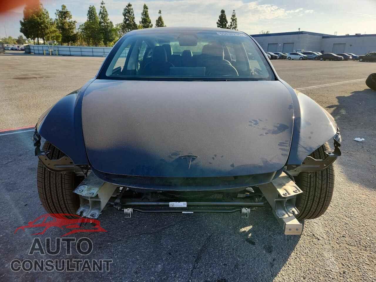 TESLA MODEL 3 2026 - 5YJ3E1EAXTF147535