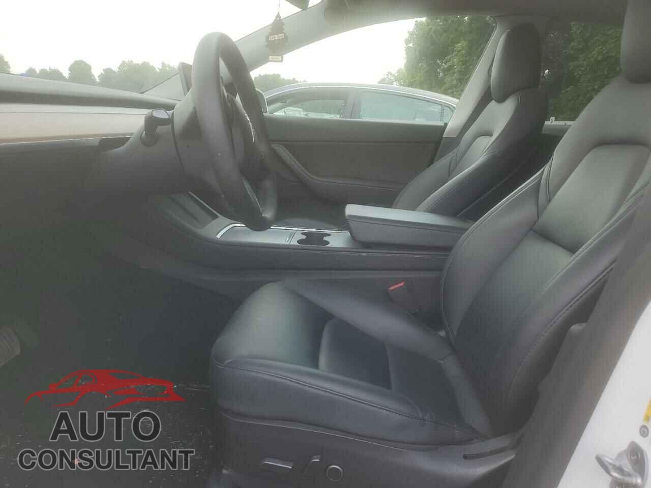 TESLA MODEL Y 2022 - 7SAYGDEEXNF457985