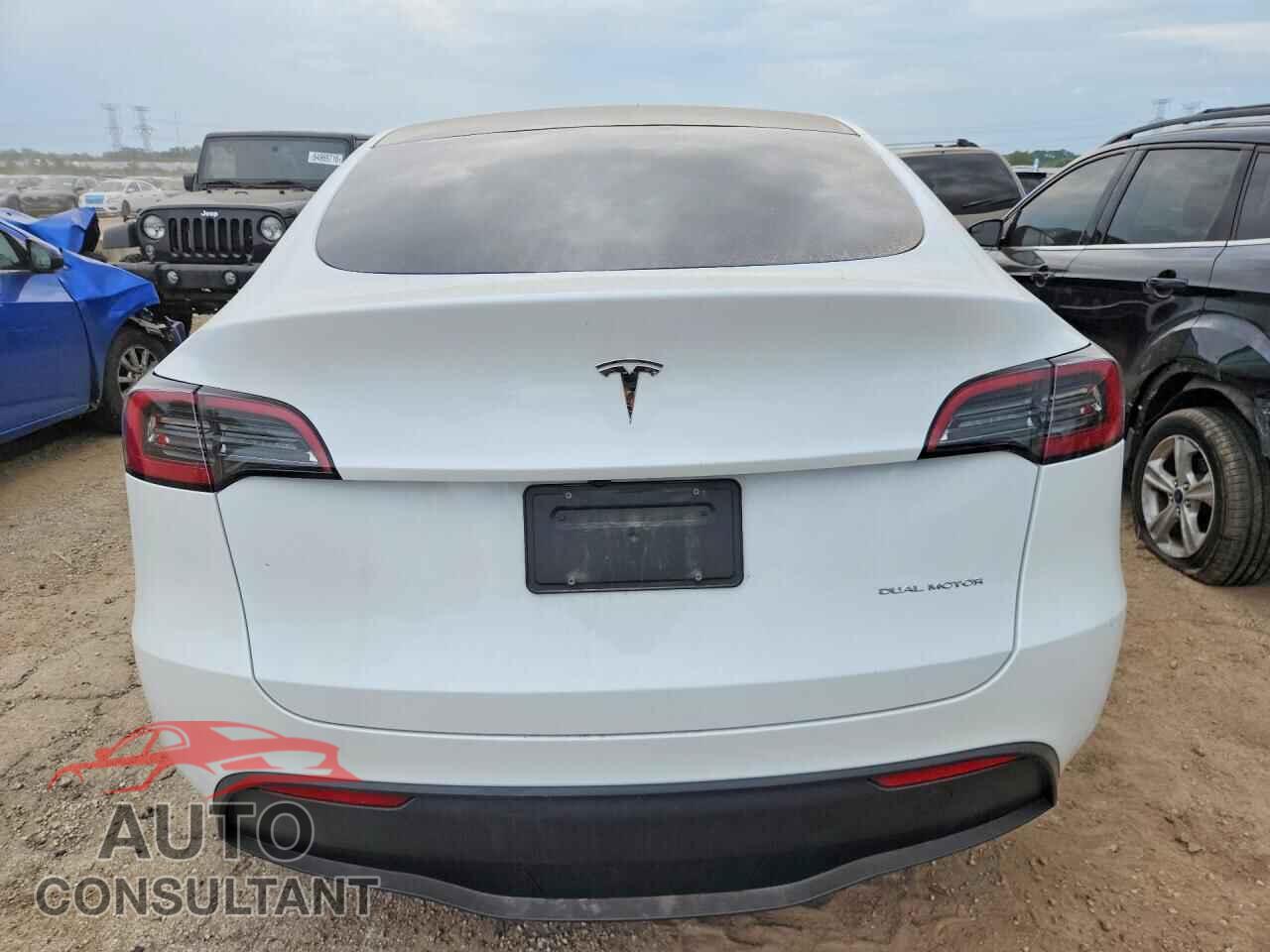 TESLA MODEL Y 2023 - 7SAYGDEEXPF790299