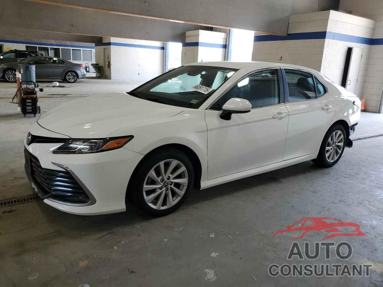 TOYOTA CAMRY 2021 - 4T1C11AK5MU457798