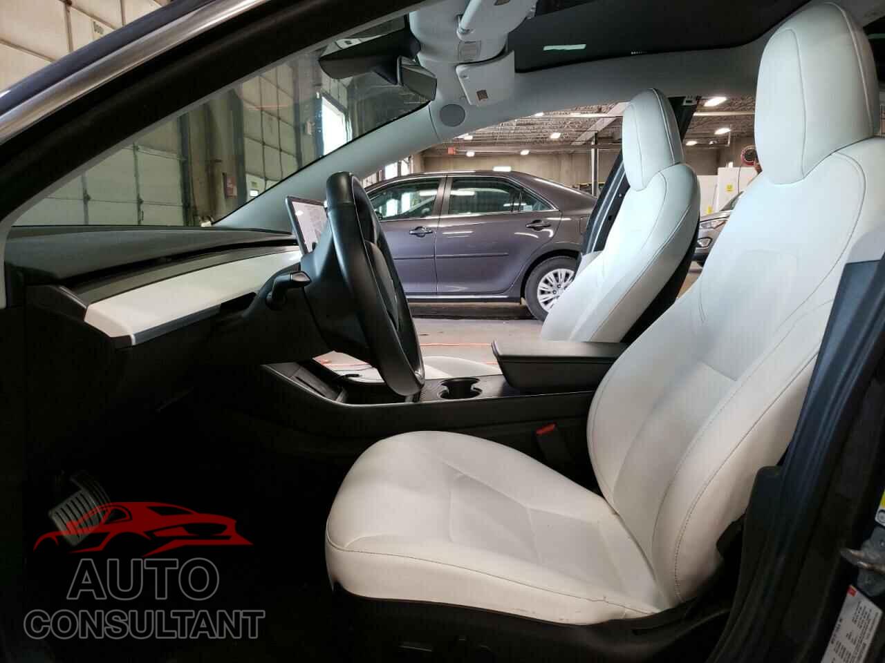 TESLA MODEL 3 2018 - 5YJ3E1EB0JF074438