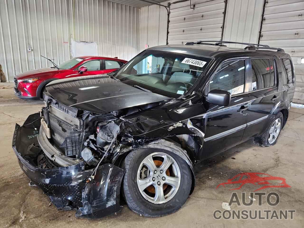 HONDA PILOT 2013 - 5FNYF4H23DB023777