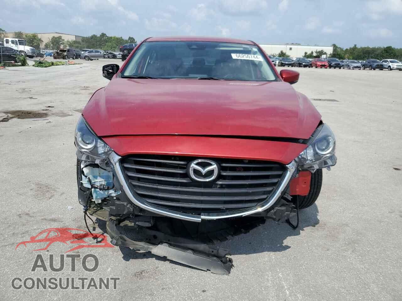 MAZDA 3 2018 - 3MZBN1V39JM251288