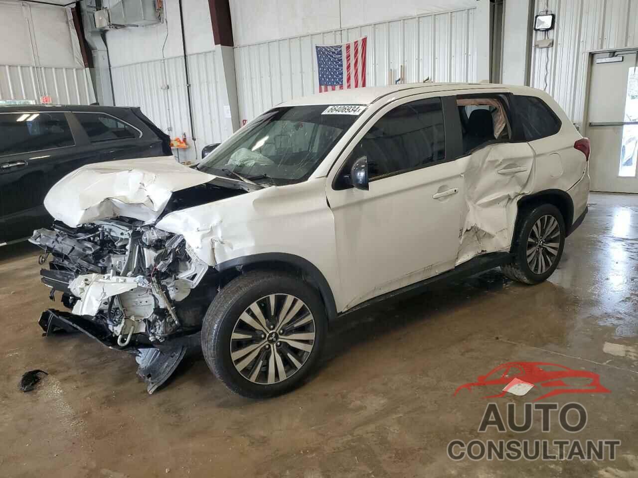 MITSUBISHI OUTLANDER 2019 - JA4AD2A39KZ055083