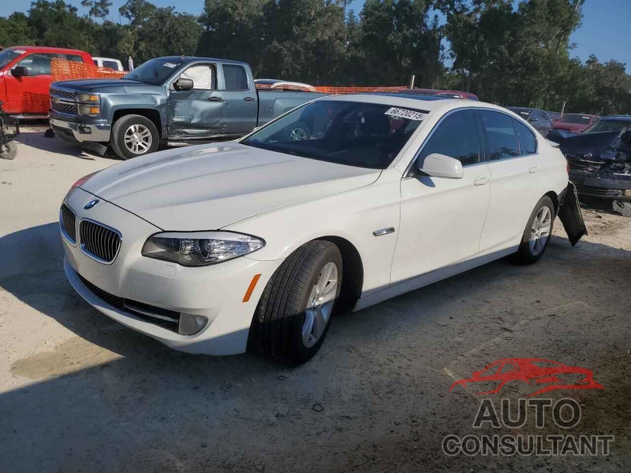 BMW 5 SERIES 2011 - WBAFR1C53BC739455