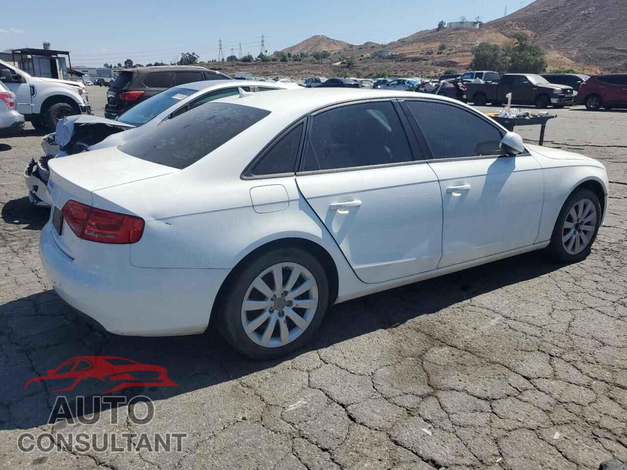 AUDI A4 2012 - WAUBFAFLXCN007749