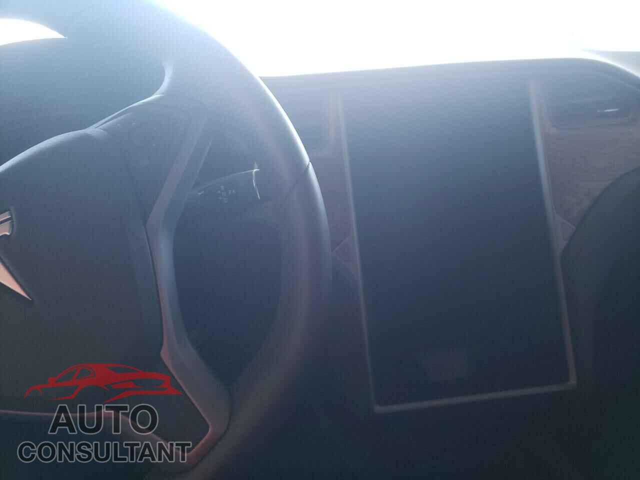 TESLA MODEL S 2018 - 5YJSA1E21JF273246