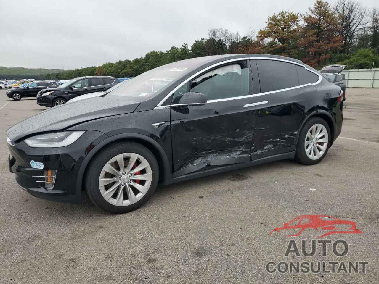 TESLA MODEL X 2020 - 5YJXCBE42LF306877