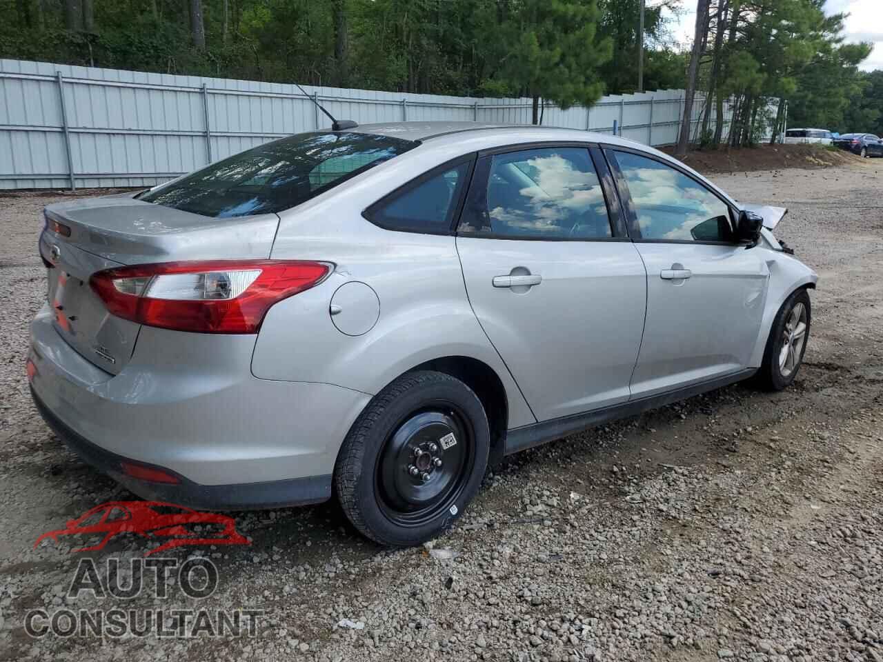 FORD FOCUS 2013 - 1FADP3F26DL219742