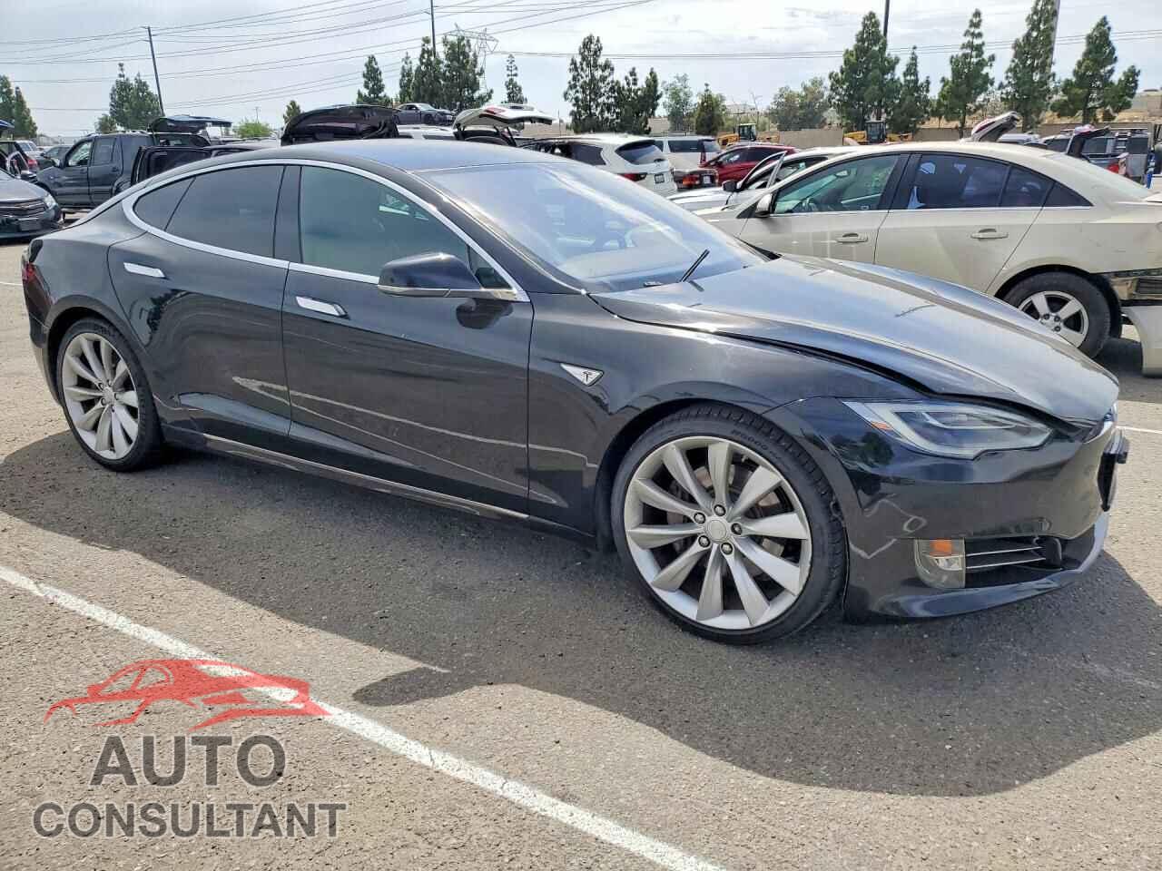 TESLA MODEL S 2016 - 5YJSA1E13GF155358