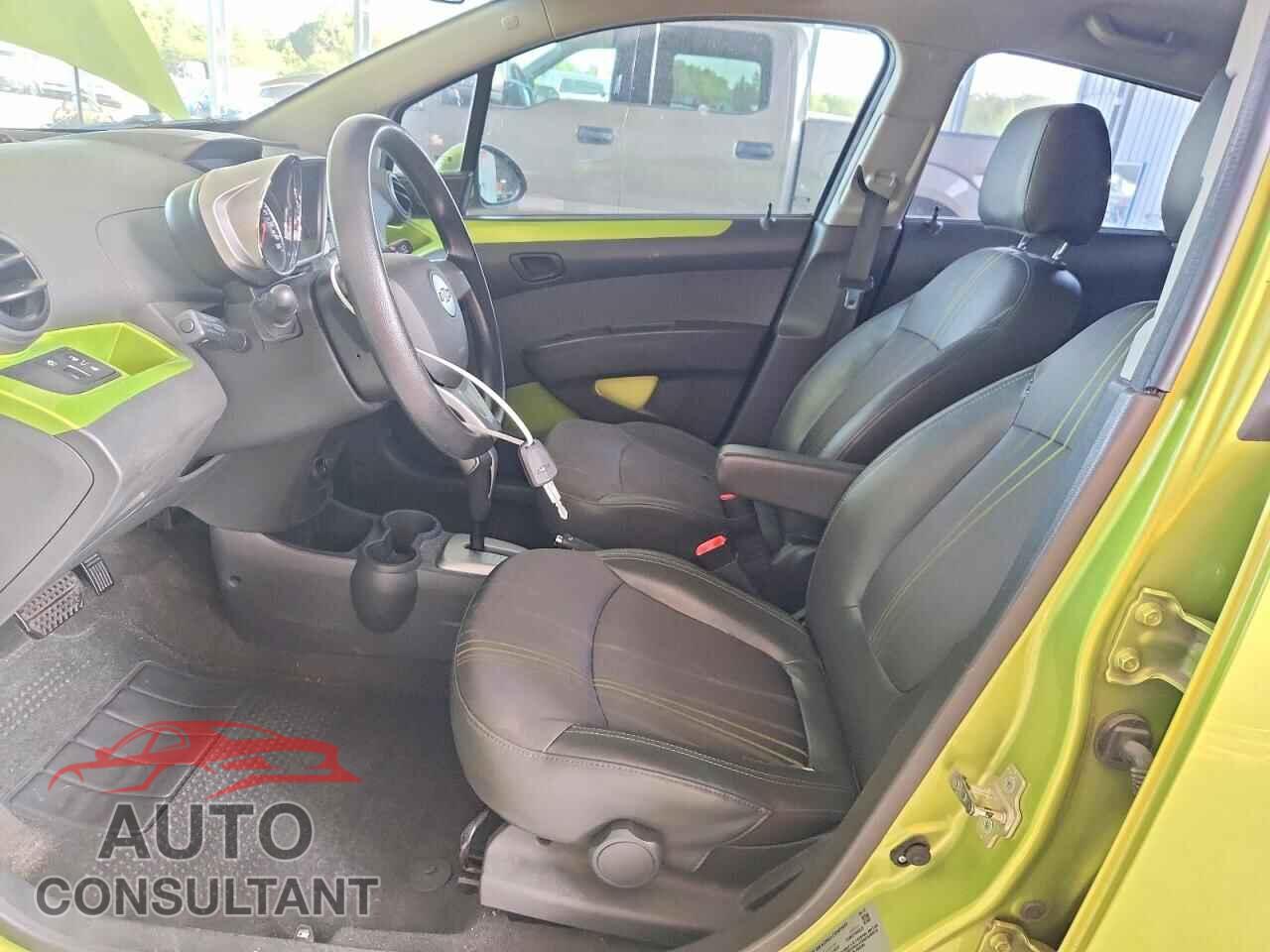 CHEVROLET SPARK 2014 - KL8CB6S9XEC414021