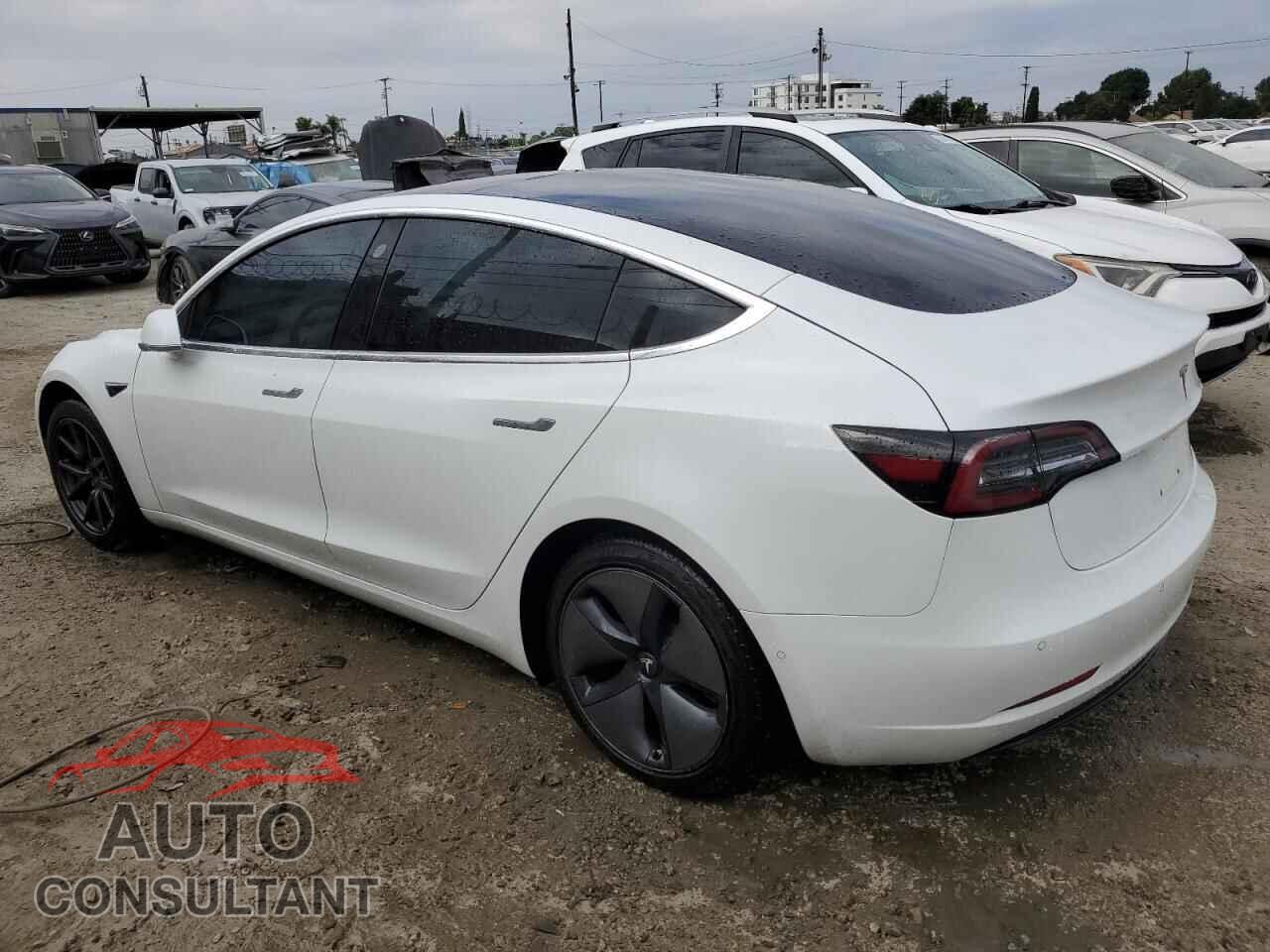 TESLA MODEL 3 2018 - 5YJ3E1EA5JF010645