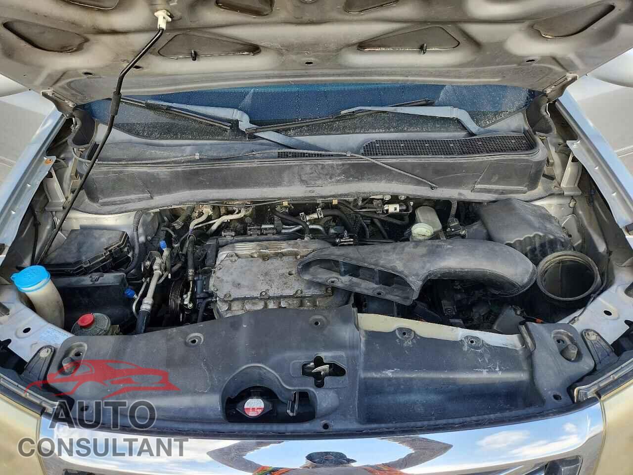 HONDA PILOT 2015 - 5FNYF4H94FB077749