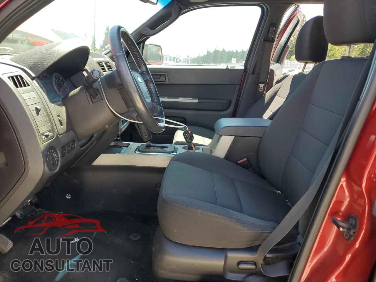 FORD ESCAPE 2011 - 1FMCU0D71BKB34043