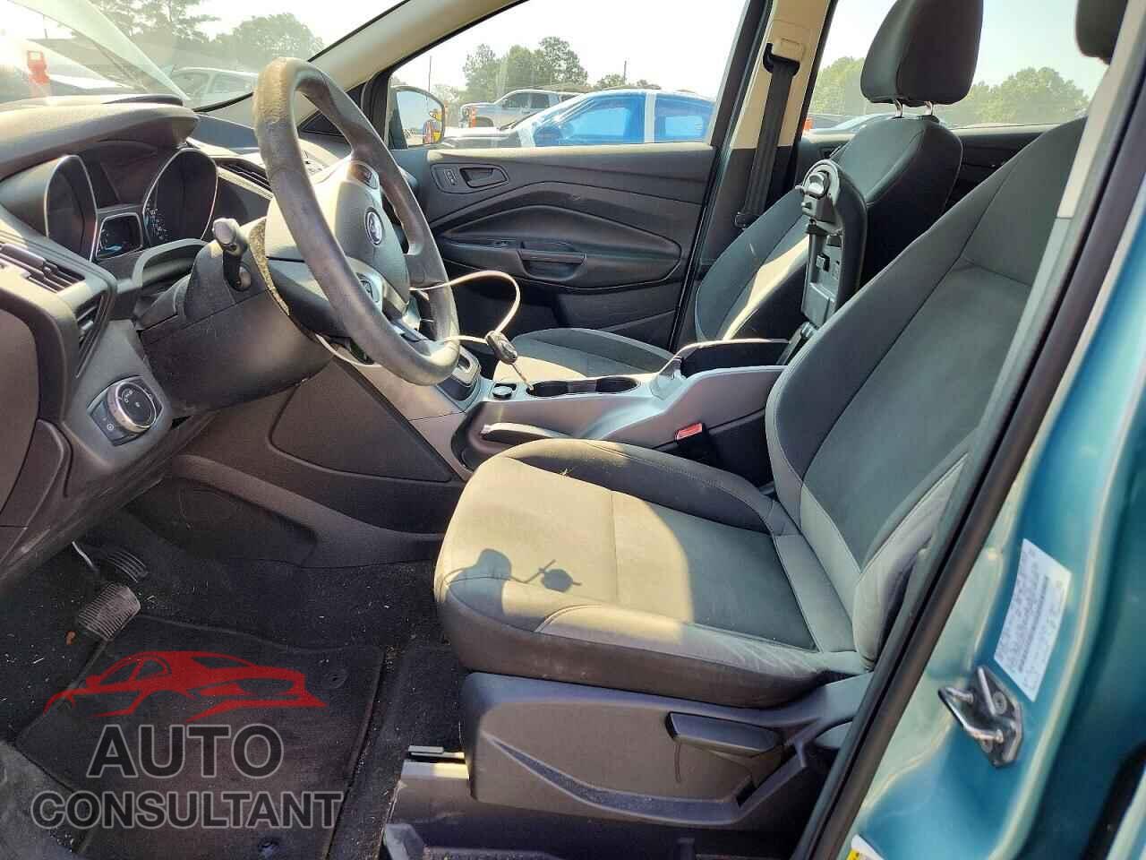 FORD ESCAPE 2013 - 1FMCU0F76DUB51103