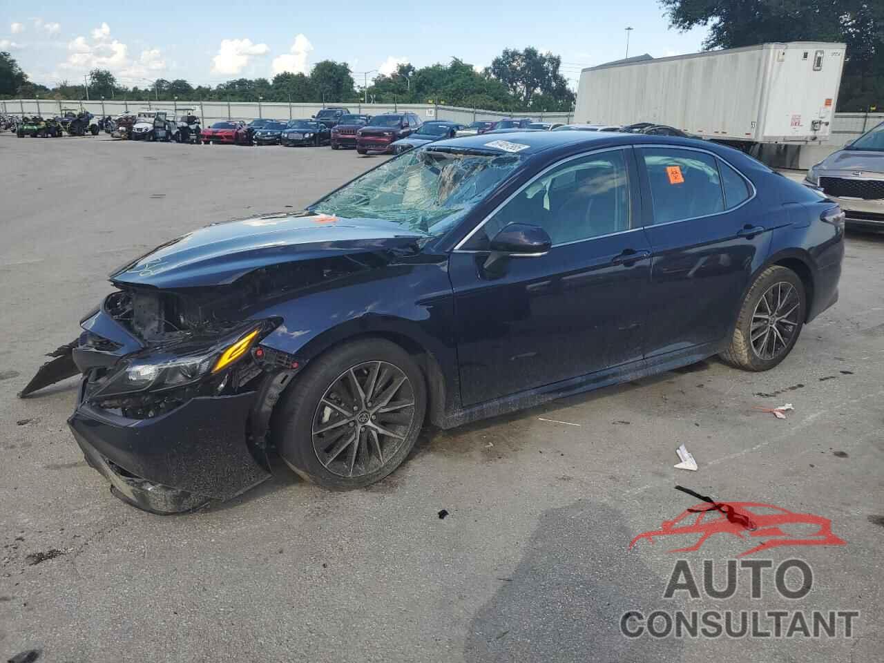 TOYOTA CAMRY 2022 - 4T1G11BK8NU055291