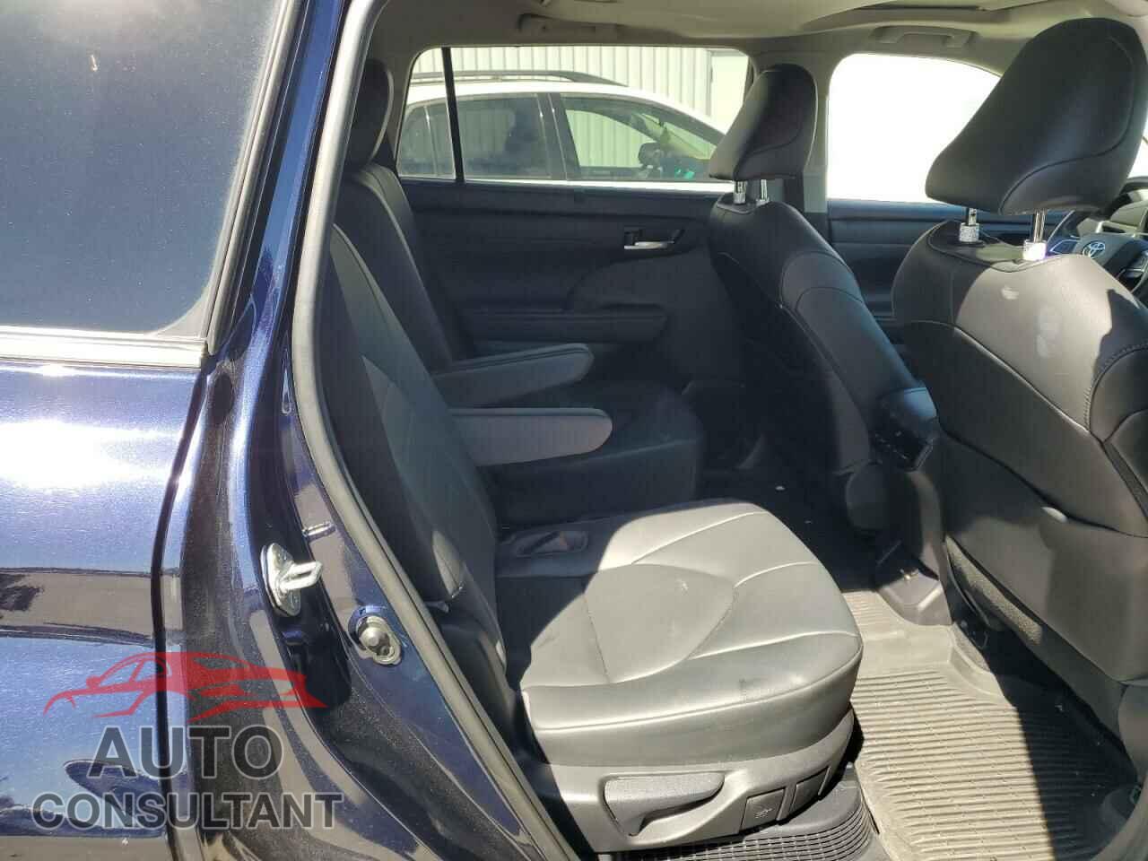 TOYOTA HIGHLANDER 2020 - 5TDHARAH7LS501042