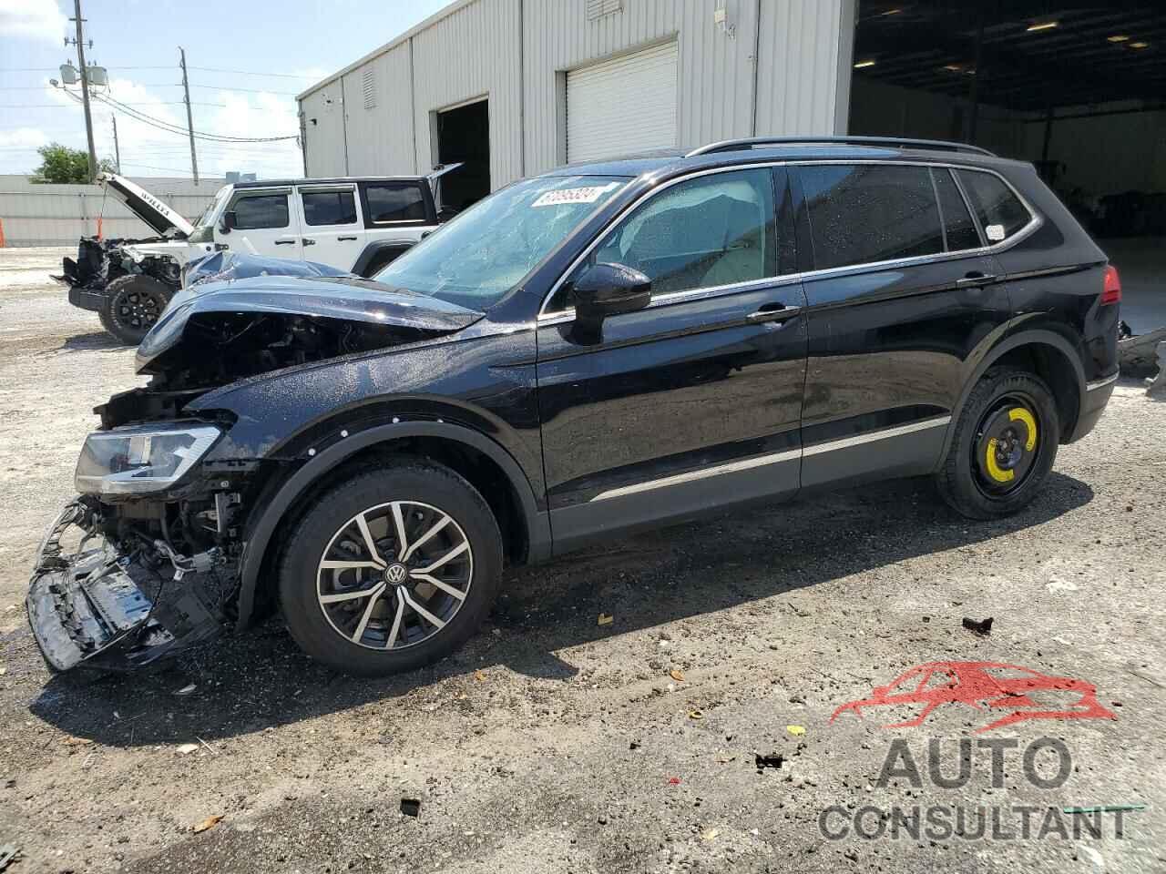 VOLKSWAGEN TIGUAN 2021 - 3VV3B7AX1MM127047