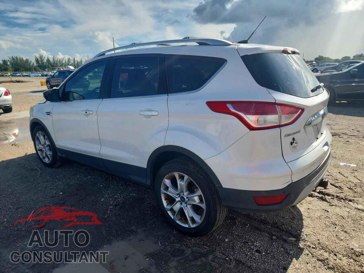FORD ESCAPE 2014 - 1FMCU0J95EUC81948