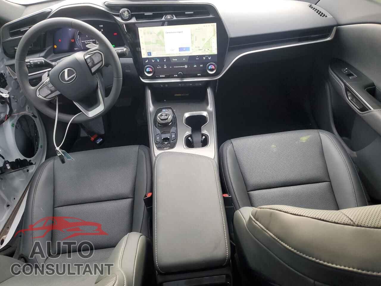 LEXUS RZ 450E 2024 - JTJAAAAB3RA024935