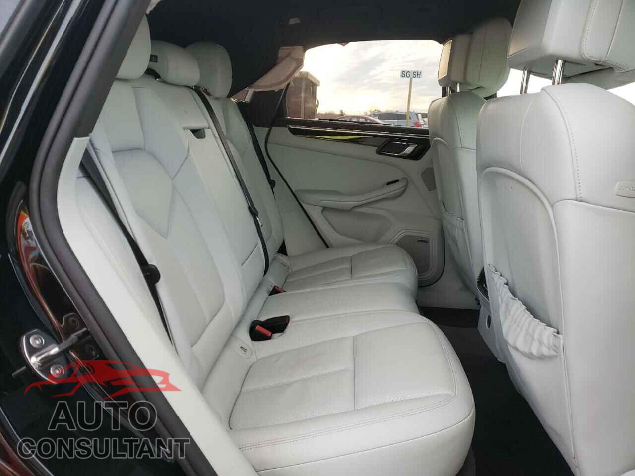 PORSCHE MACAN 2018 - WP1AA2A52JLB23594