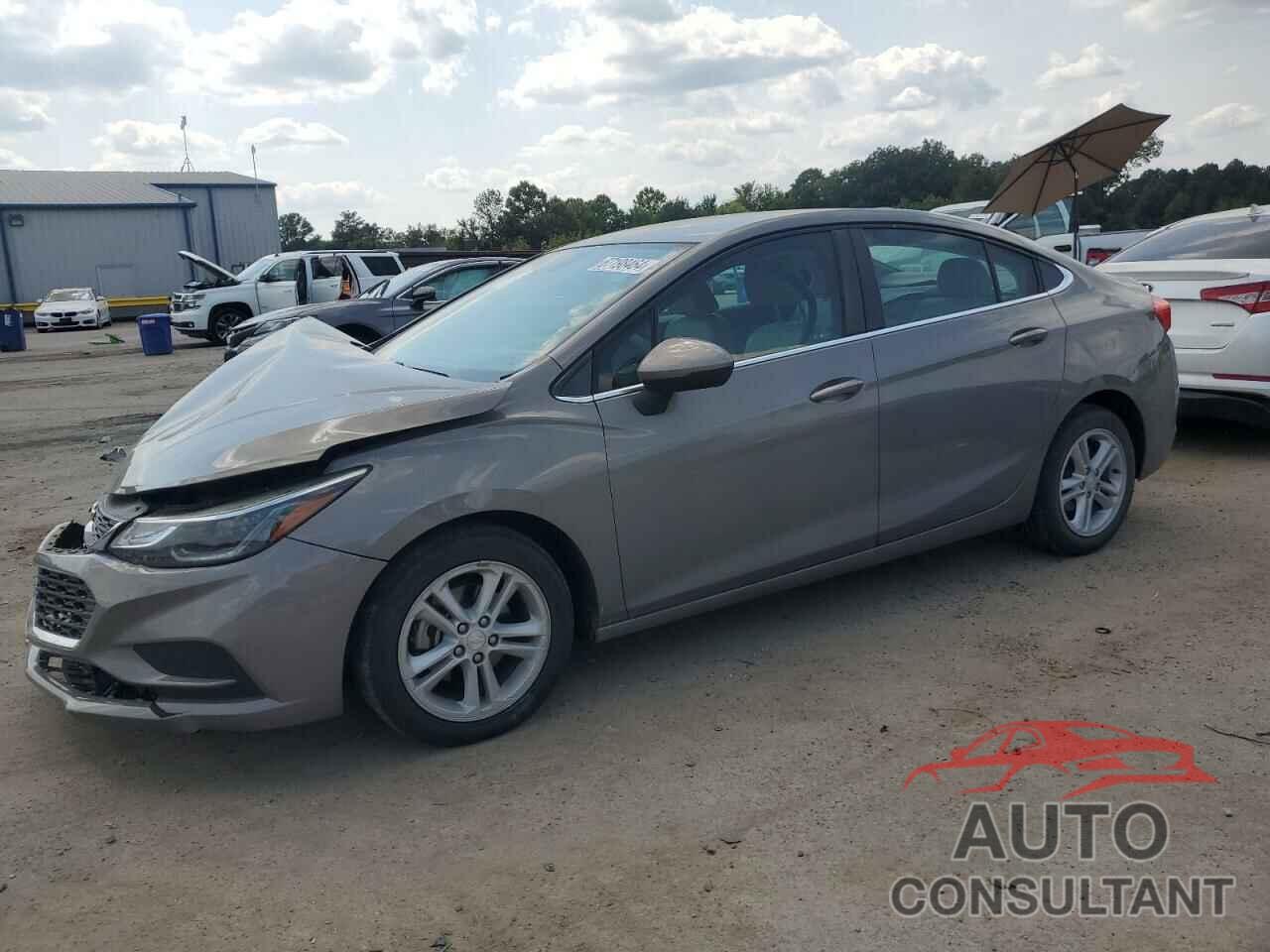 CHEVROLET CRUZE 2018 - 1G1BE5SM6J7234653