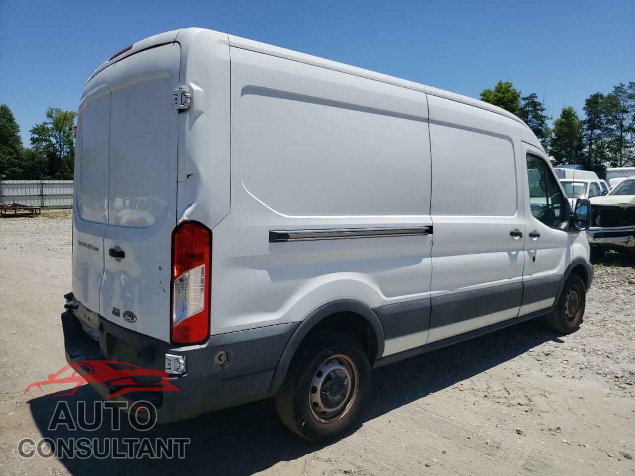 FORD TRANSIT 2017 - 1FTYR2CM4HKA48975