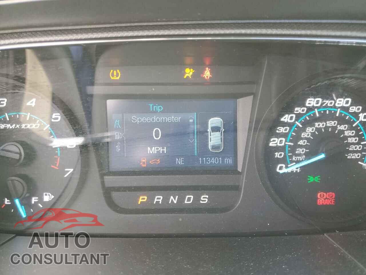 FORD TAURUS 2018 - 1FAHP2D80JG106392