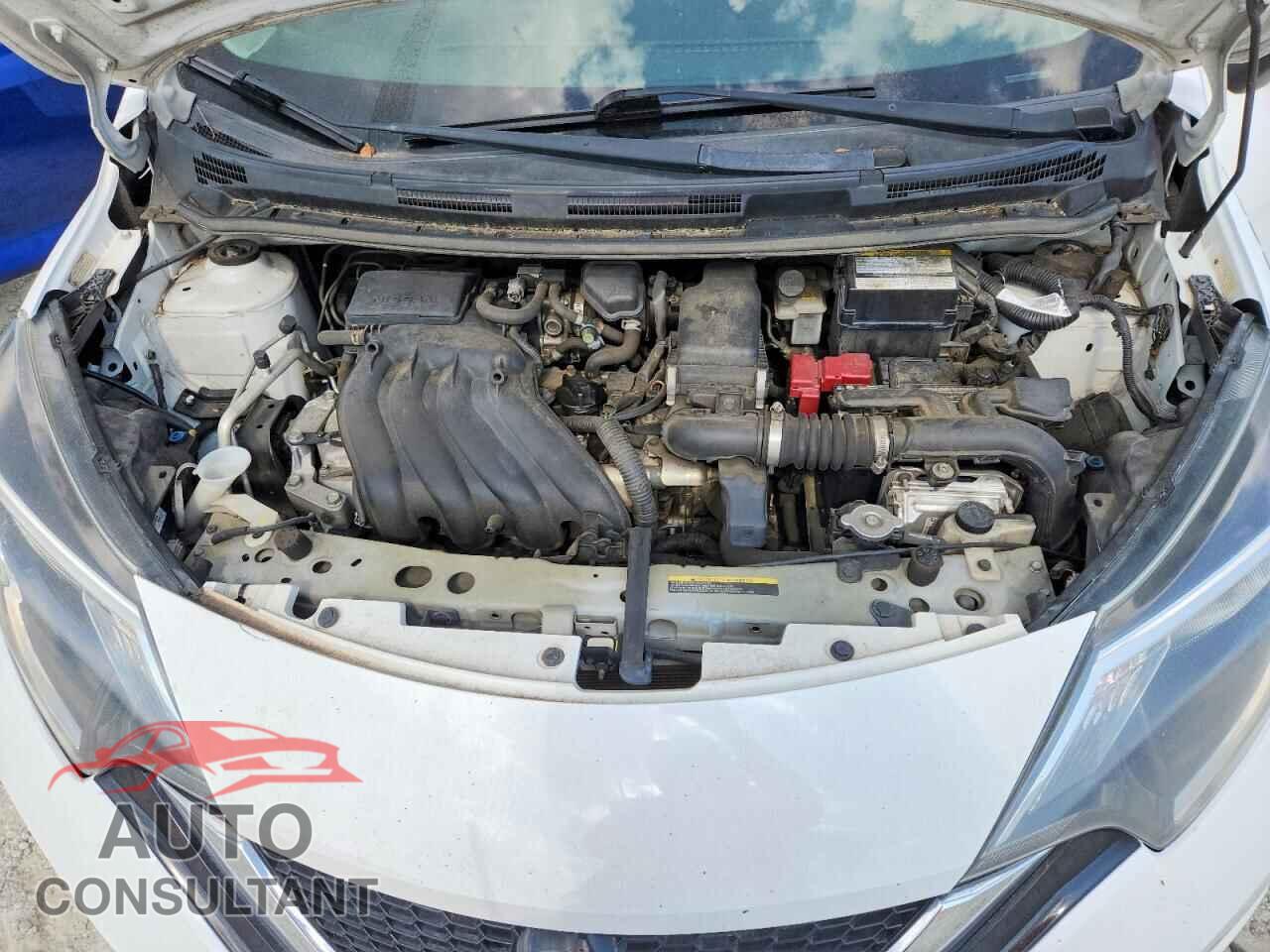 NISSAN VERSA 2017 - 3N1CE2CP4HL352101