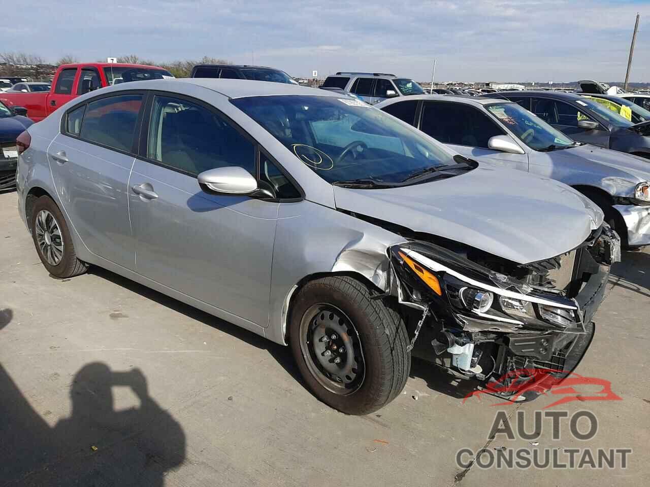 KIA FORTE 2017 - 3KPFK4A76HE117219