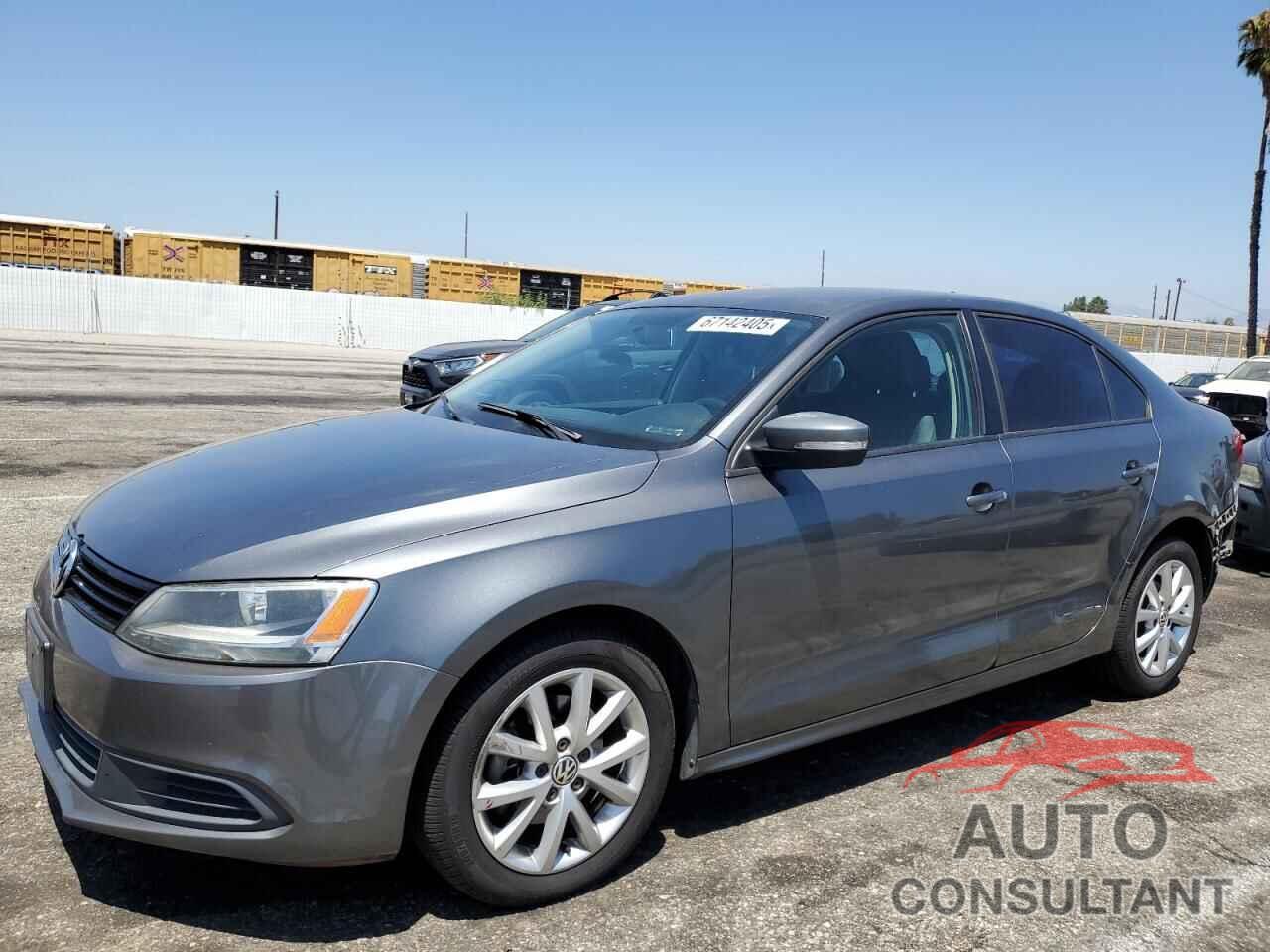VOLKSWAGEN JETTA 2011 - 3VWBZ7AJ5BM398382