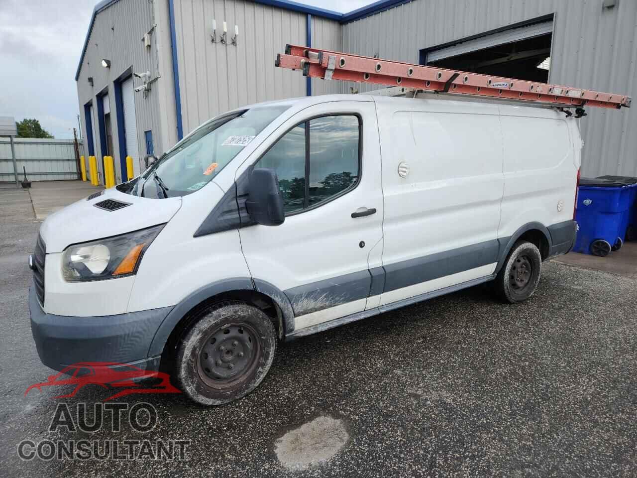 FORD TRANSIT 2018 - 1FTYR1YM5JKB07413