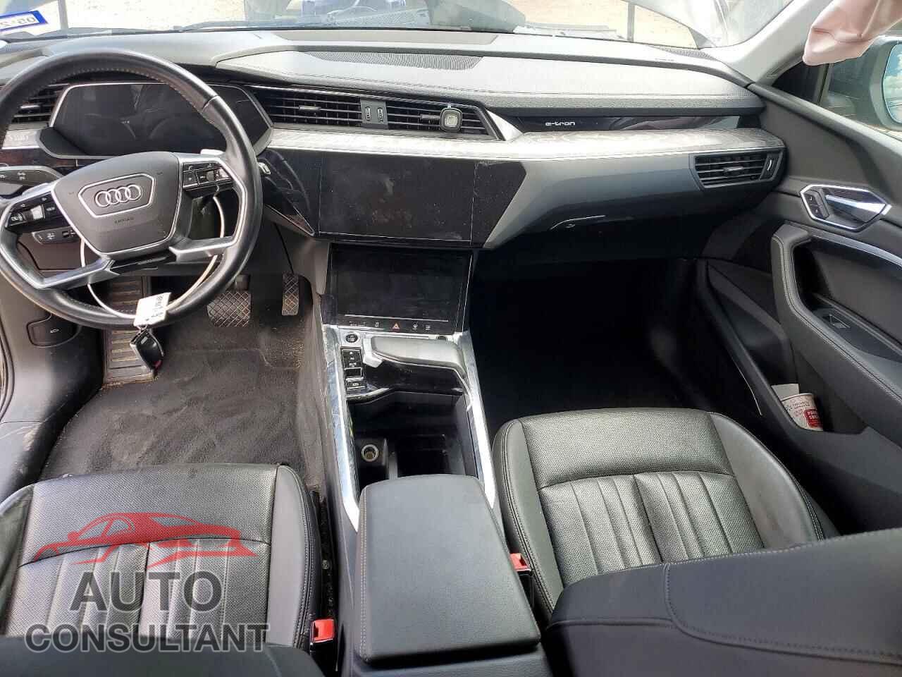 AUDI E-TRON 2021 - WA1LABGE8MB020587