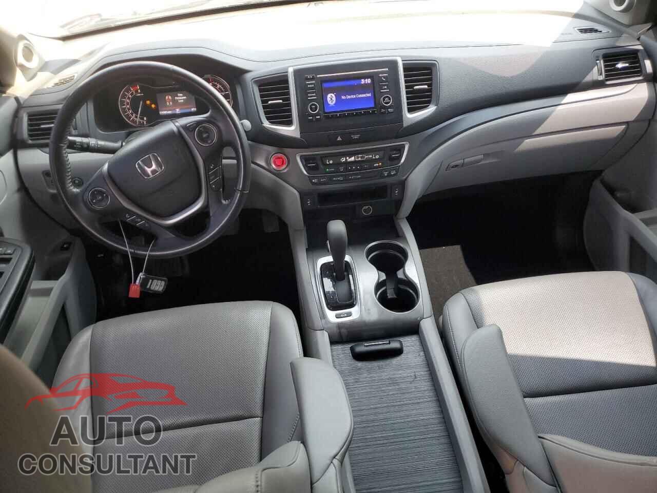 HONDA RIDGELINE 2017 - 5FPYK3F55HB010254