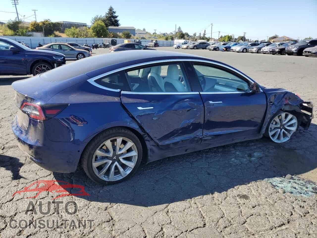 TESLA MODEL 3 2018 - 5YJ3E1EB9JF097684