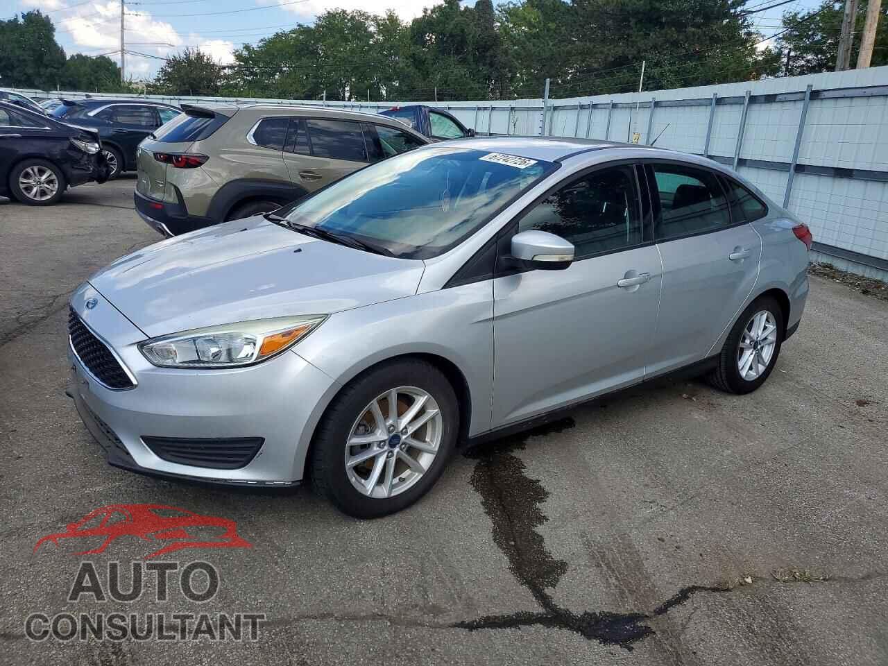 FORD FOCUS 2015 - 1FADP3F23FL280498