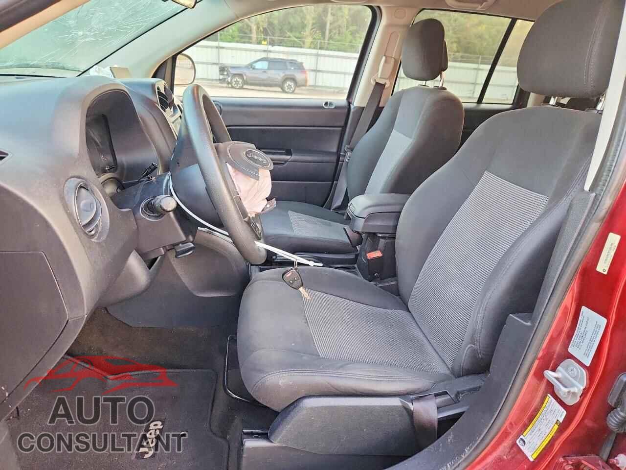 JEEP COMPASS 2015 - 1C4NJCBA3FD325785