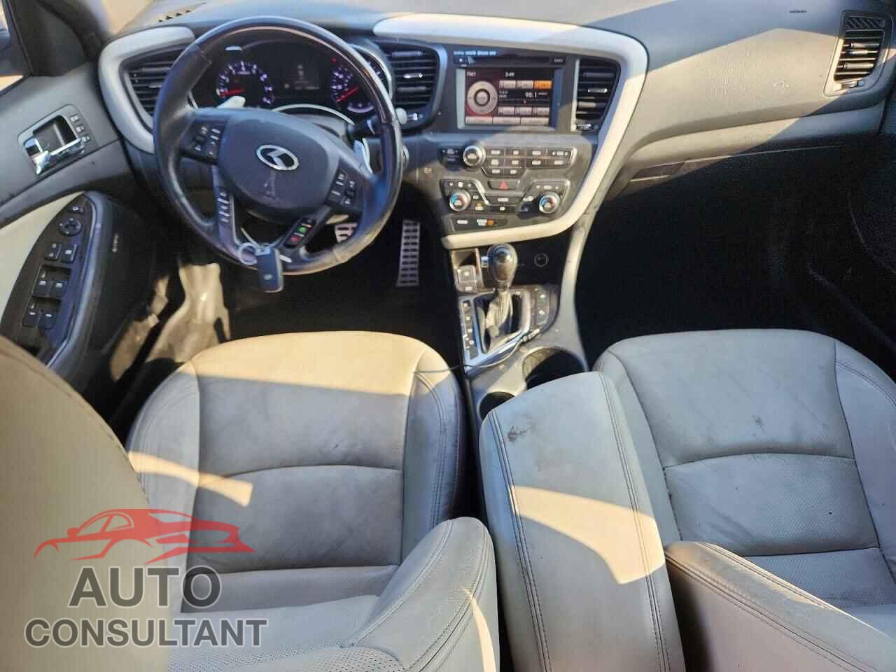 KIA OPTIMA 2013 - 5XXGR4A64DG094953