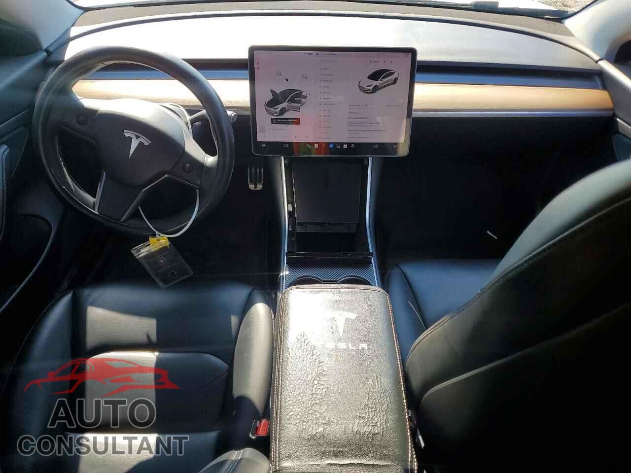 TESLA MODEL 3 2020 - 5YJ3E1EA8LF659911