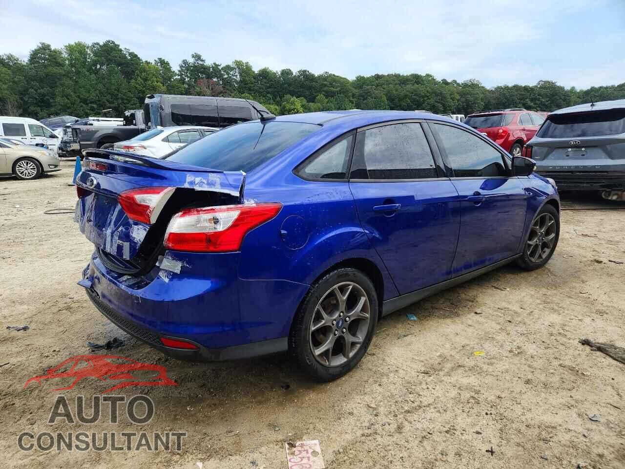 FORD FOCUS 2013 - 1FADP3F2XDL285386